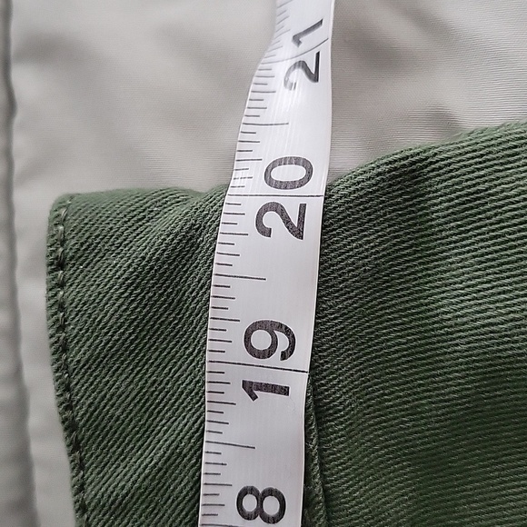 Time and Tru Women's Shorts - Picture 9 of 11